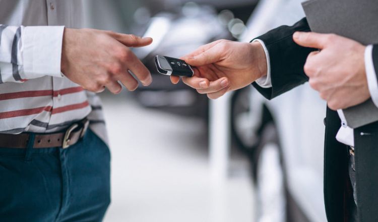 Vendita auto nuove usate e km0 a Sondrio