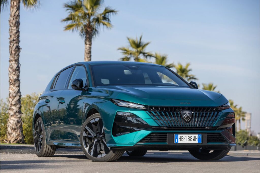Nuova Peugeot 308 e 308 SW