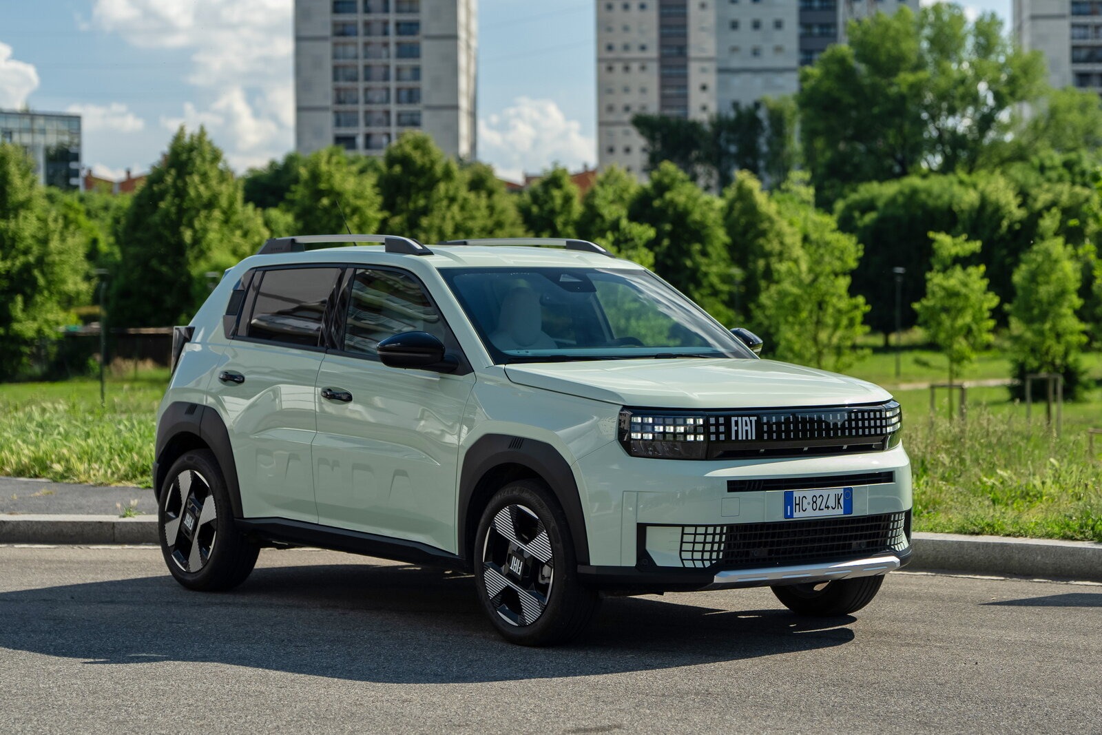 https://www.gruppolauto.com/wp-content/uploads/2026/05/imgi_105_fiat-grande-panda-12-turbo-2026-05_08.jpg