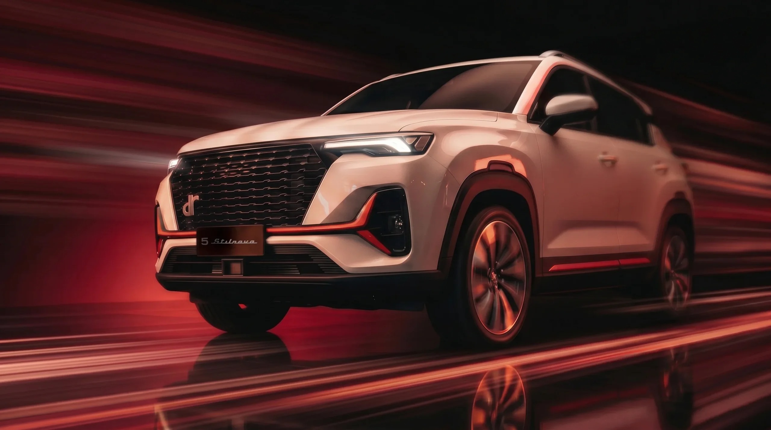DR 5 Stilnovo - B-SUV da 158 CV con cambio automatico DCT