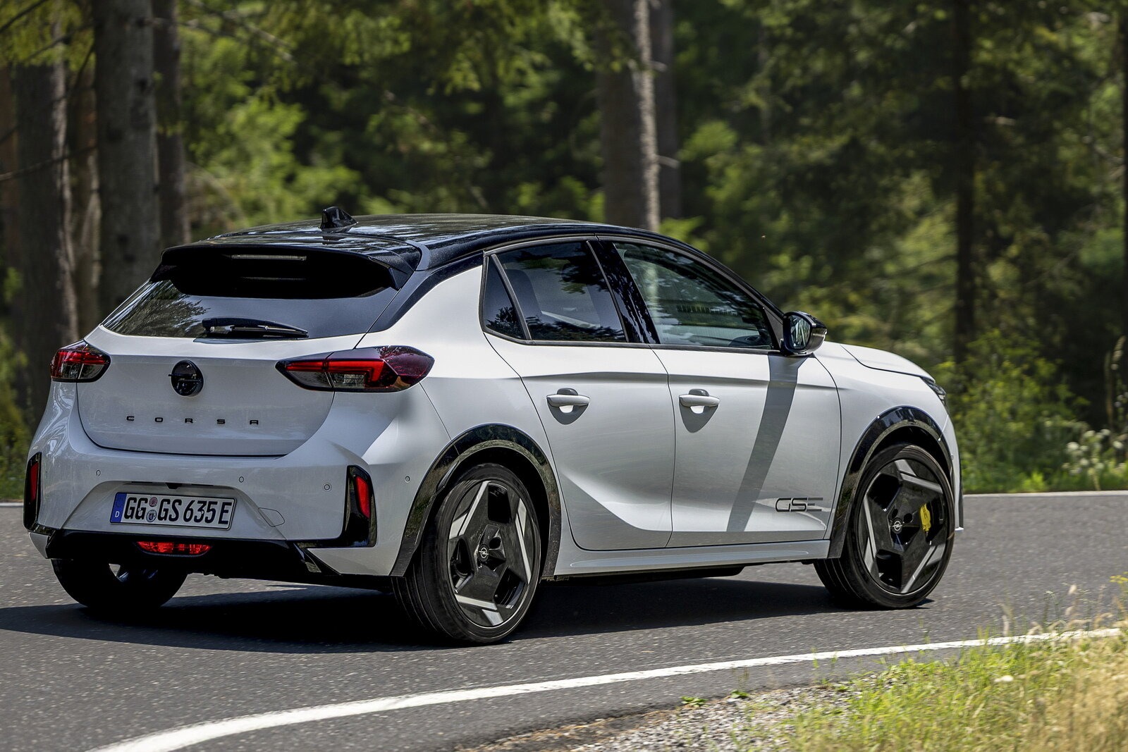 Opel Corsa GSE - prestazioni da sportiva: 0-100 km/h in 5,5 secondi